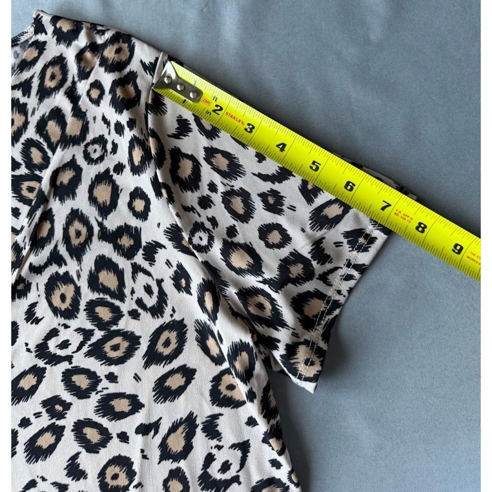 Dana Buchman Top Women Large Multicolor Leopard Print Short Sleeve VNeck Stretch - Picture 5 of 15